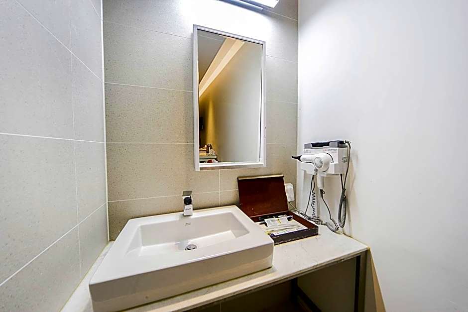 Myeongjak Hotel