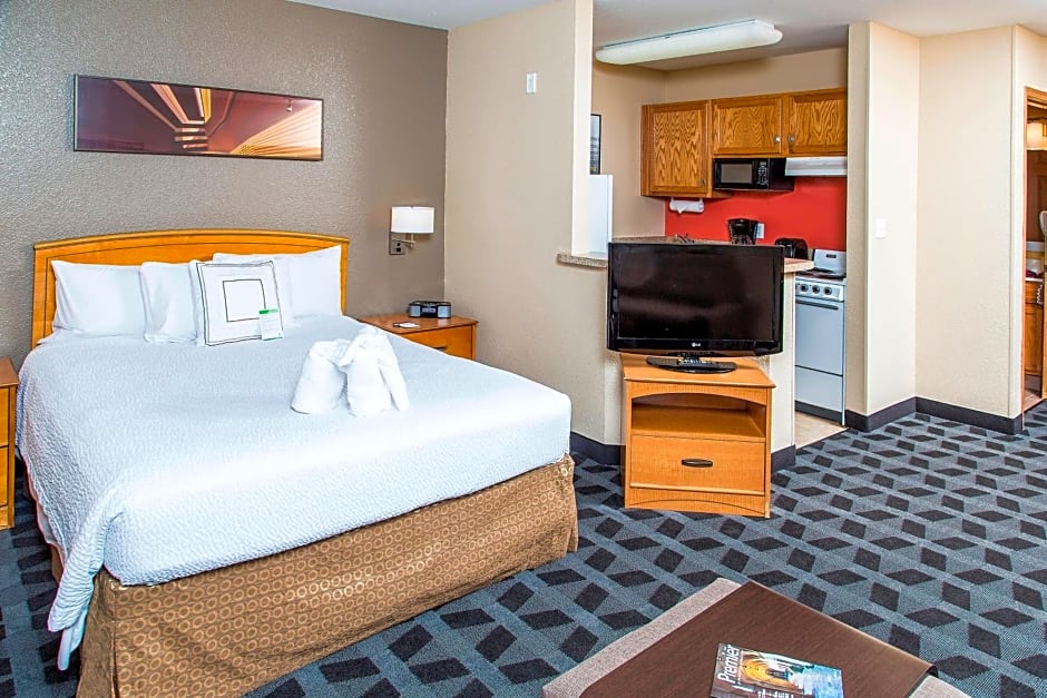 TownePlace Suites by Marriott Anaheim Maingate Near Angel Stadium