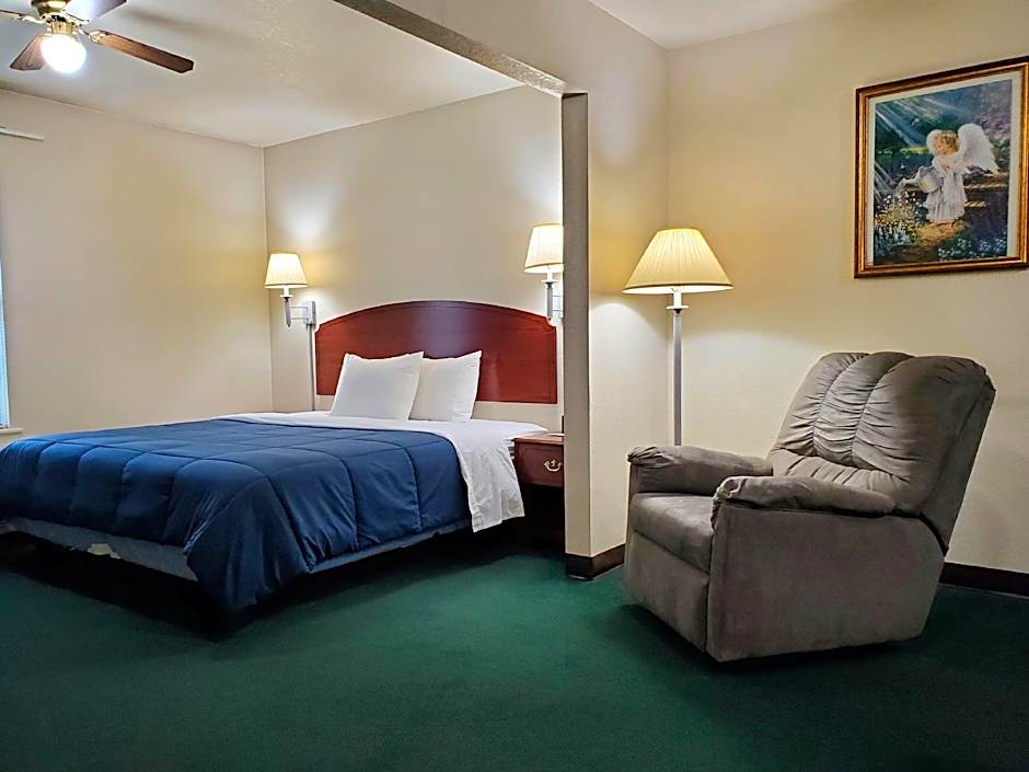 Candlelight Inn Suites Hwy 69 near McAlester