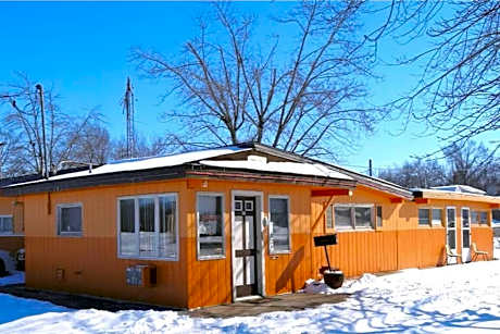 Sparta Motel Near St. Louis / Mississippi River IL