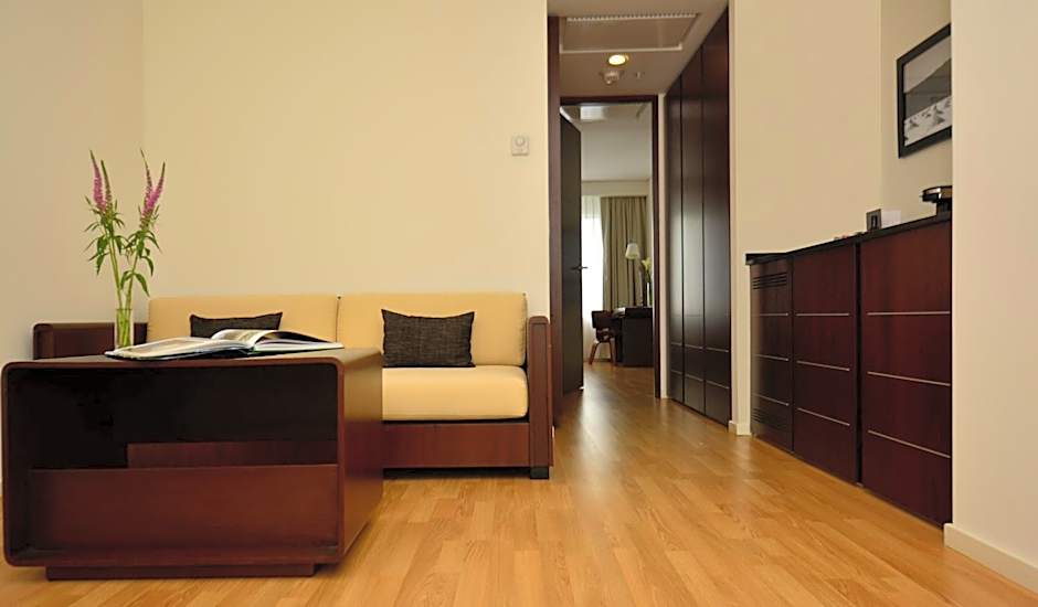 Dazzler by Wyndham Lima Miraflores