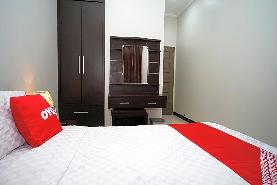 OYO 2038 Jasmine Guest House Balikpapan