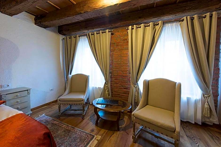 Casa Veche
