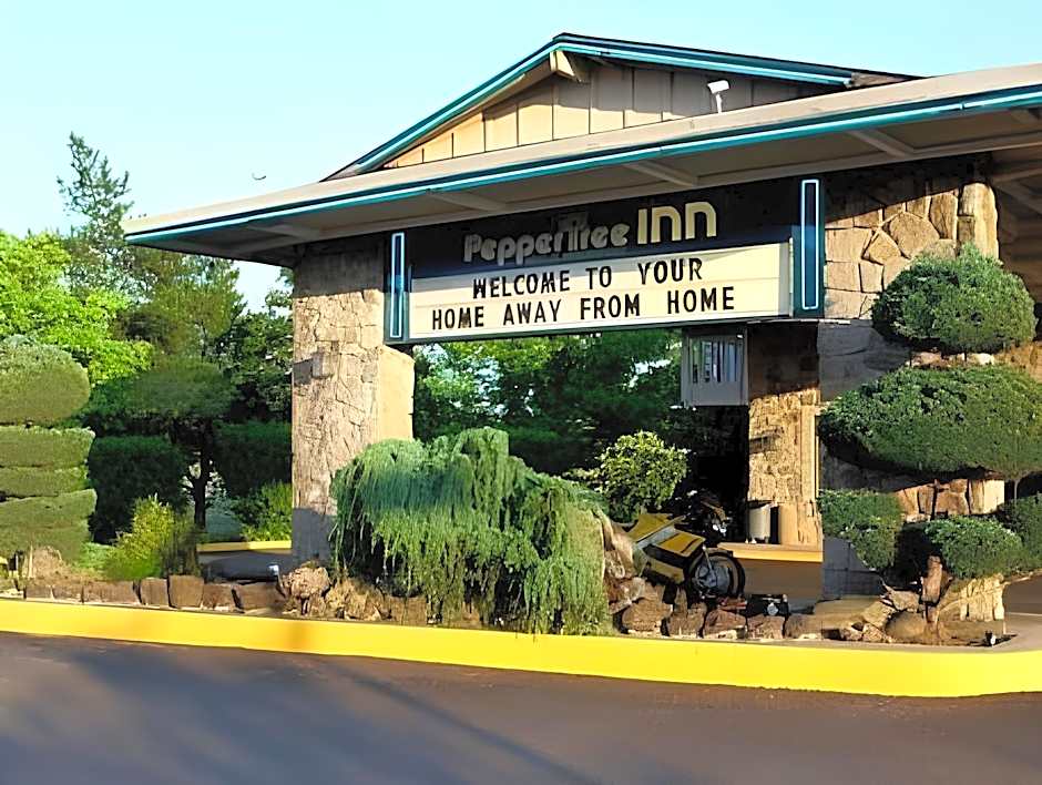 Pepper Tree Inn