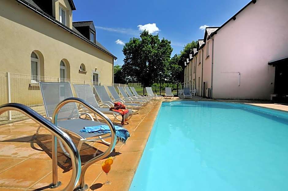 Logis Hôtel Restaurant Relais Du Gué De Selle