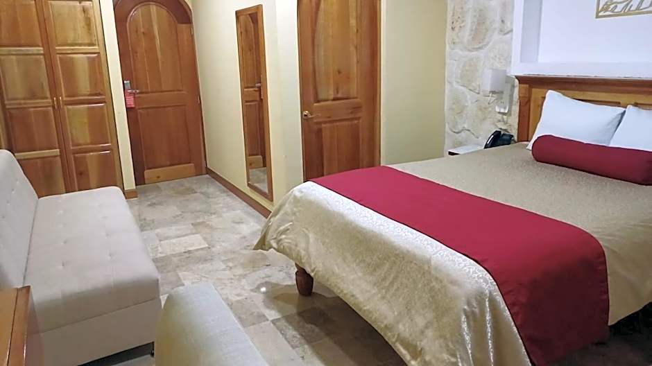 Cancun International Suites