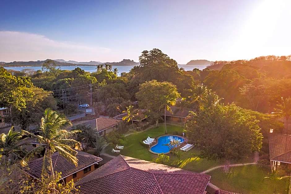 Hotel Bahia Esmeralda