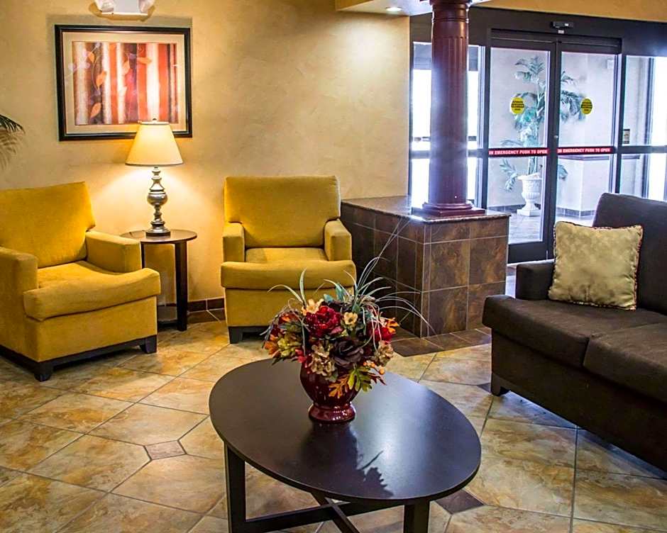 Sleep Inn And Suites At Six Flags