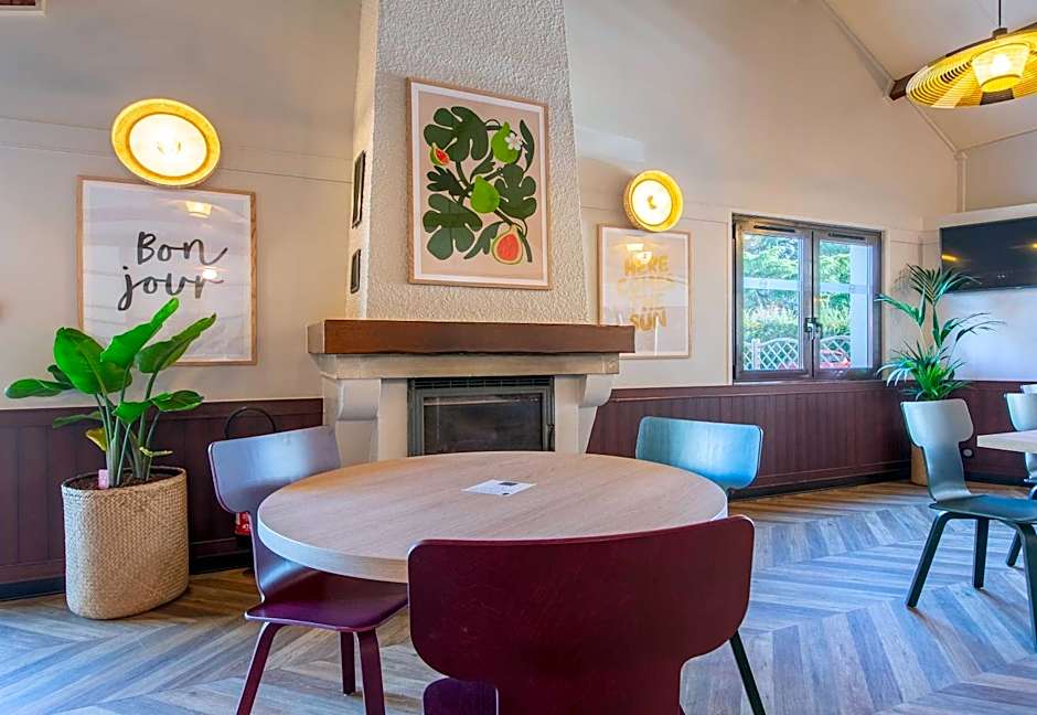 B&B HOTEL Blois Nord Vallee Maillard