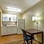 Extended Stay America Select Suites - Greensboro - Wendover Ave. - Big Tree Way