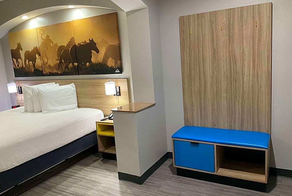 Days Inn by Wyndham Humble/Houston Intercontinental Airport