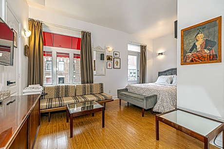 Deluxe Double Room with Balcony