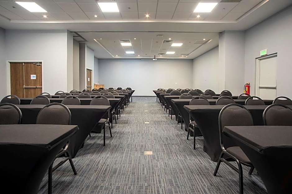 Holiday Inn Express Guadalajara Iteso By IHG