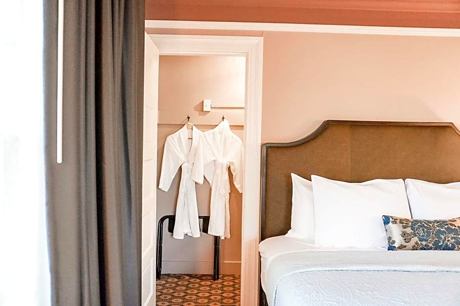 Columbia Gorge Hotel & Spa