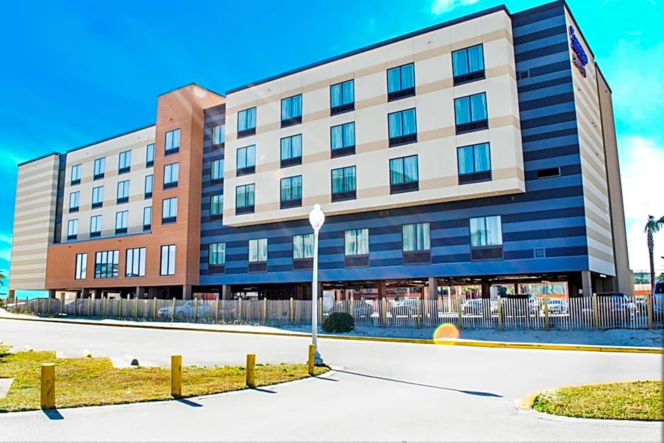 Wavecrest Lodge