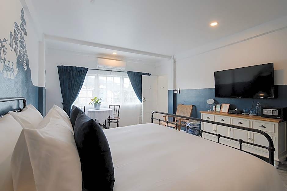 Blu Monkey Boutique Phuket Town