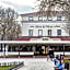 Wine and Pillow Hotel by Frapolli