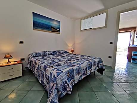 One-Bedroom Apartment (3 Adults)