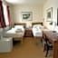 Oakwood Bed and Breakfast Heathrow
