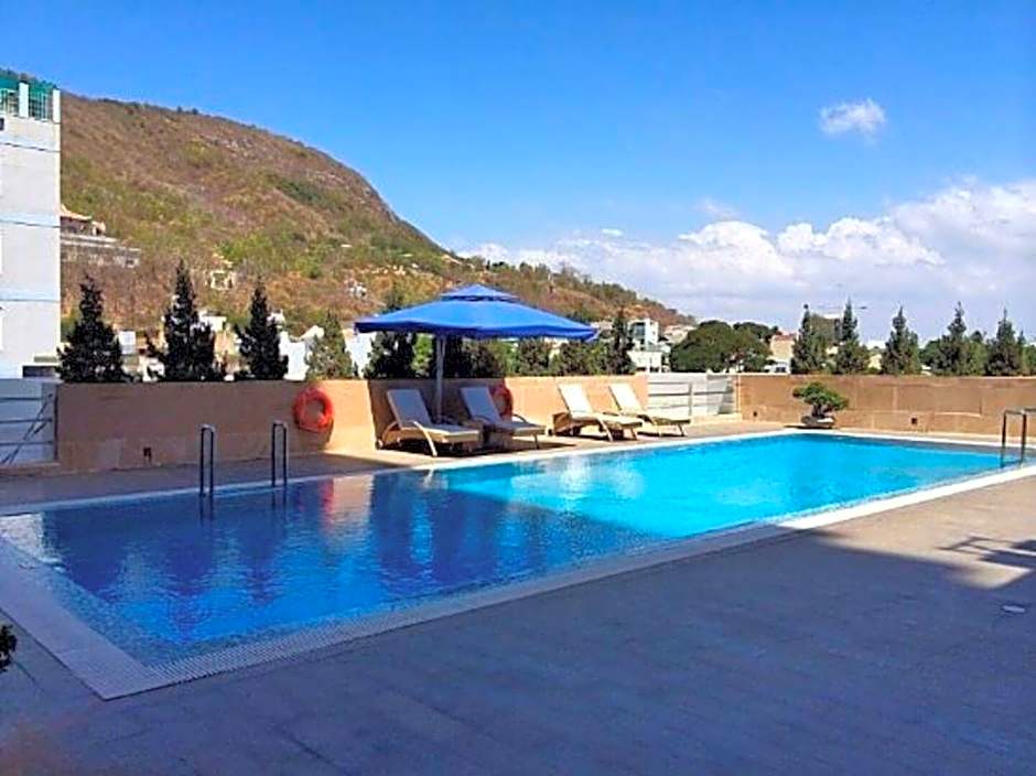 Petro Hotel