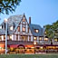 Red Coach Inn