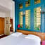 BRIT HOTEL Notre Dame
