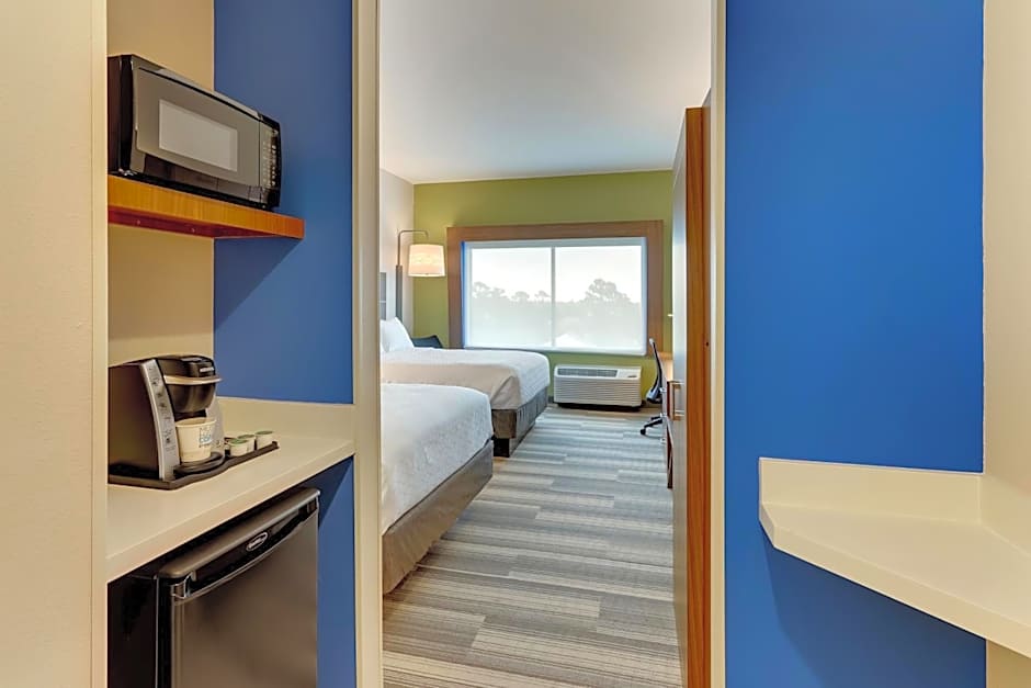 Holiday Inn Express Wilmington - Porters Neck By IHG