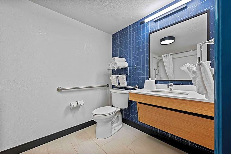 Spark by Hilton Tuscaloosa University