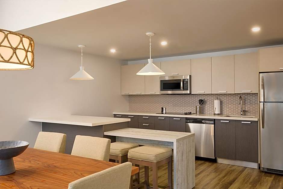 Casa Costera, Isla Verde Beach, Apartments by Marriott Bonvoy