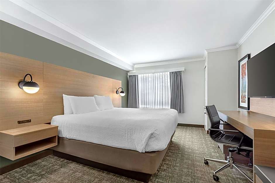 Best Western Plus Windjammer Inn & Conference Center