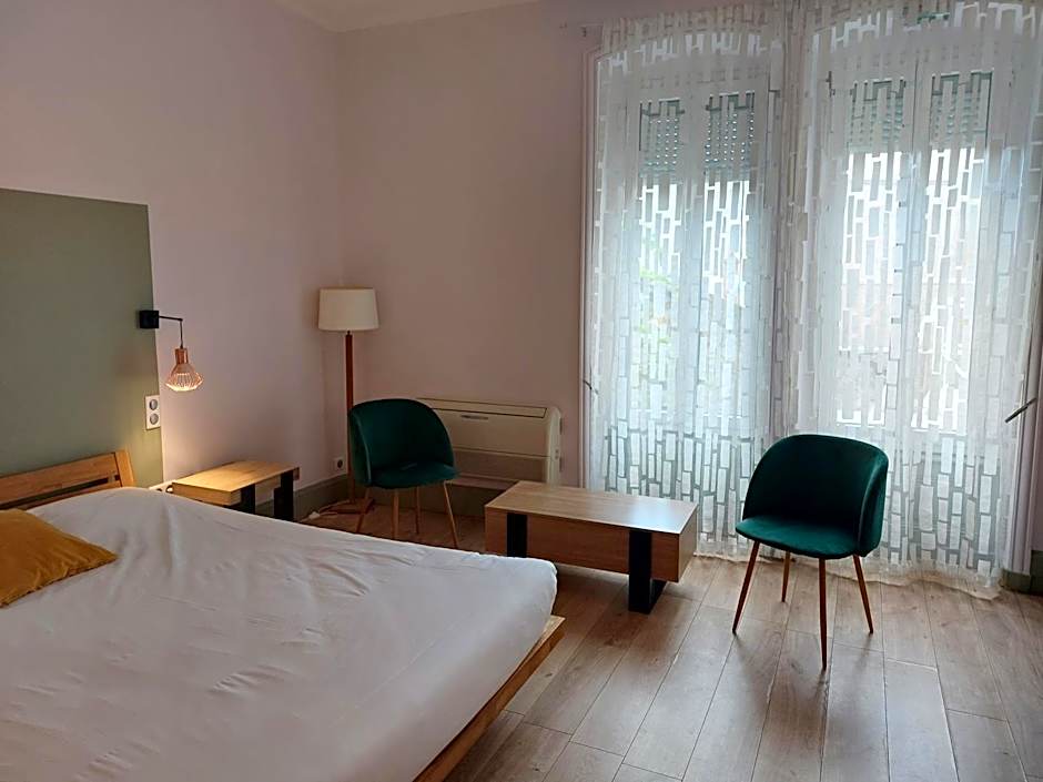 Brit Hotel Roanne - Le Grand Hôtel