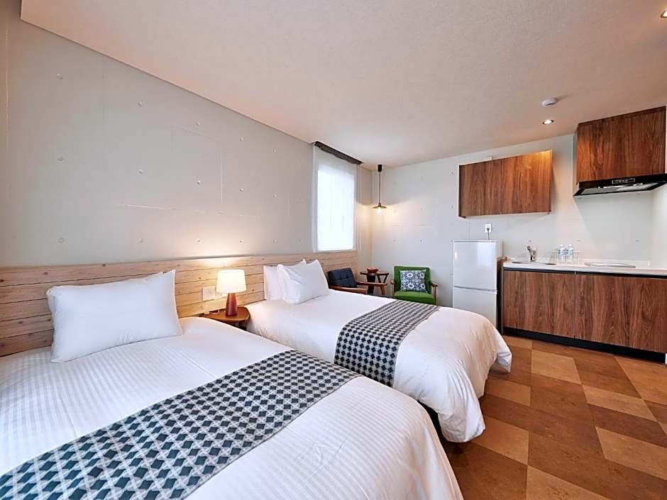 Yomitan Condhotel ND