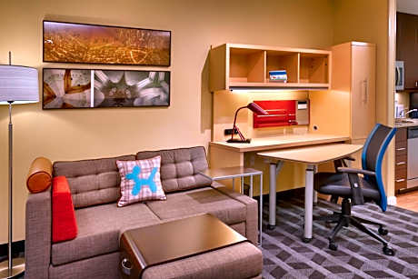 TownePlace Suites by Marriott Dickinson