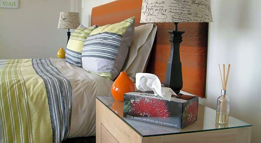 Bay Water Views Bed & Breakfast