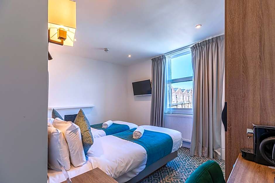 The Chapter Hotels - The J Hyde Park