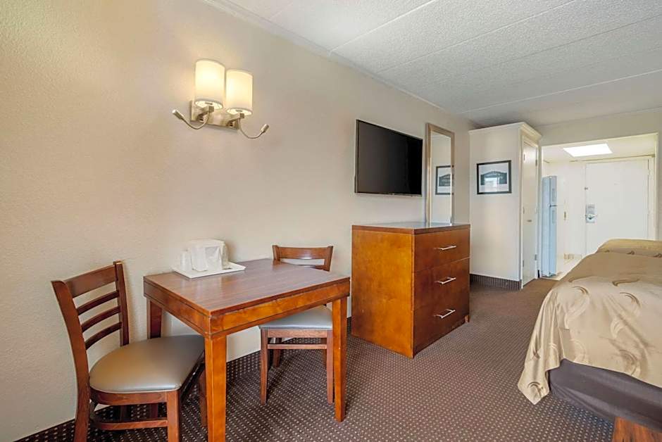 Quality Inn & Suites Ocean City Fenwick
