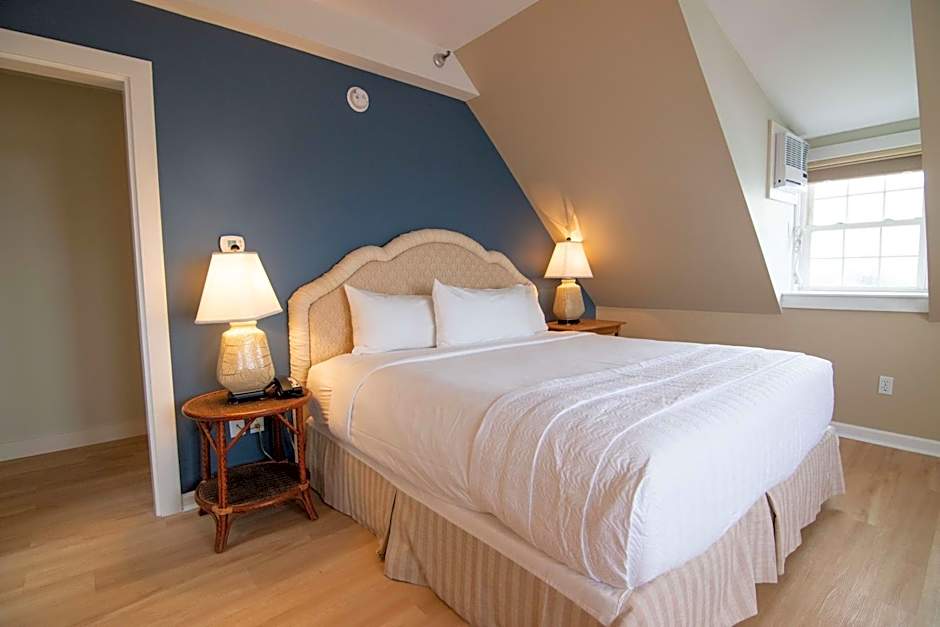 The Beach House Inn