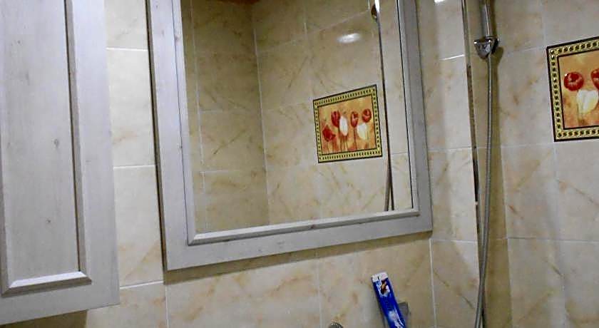 Happiness Full Hanok Guesthouse Jeonju