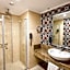 Blue Wave Suite Hotel