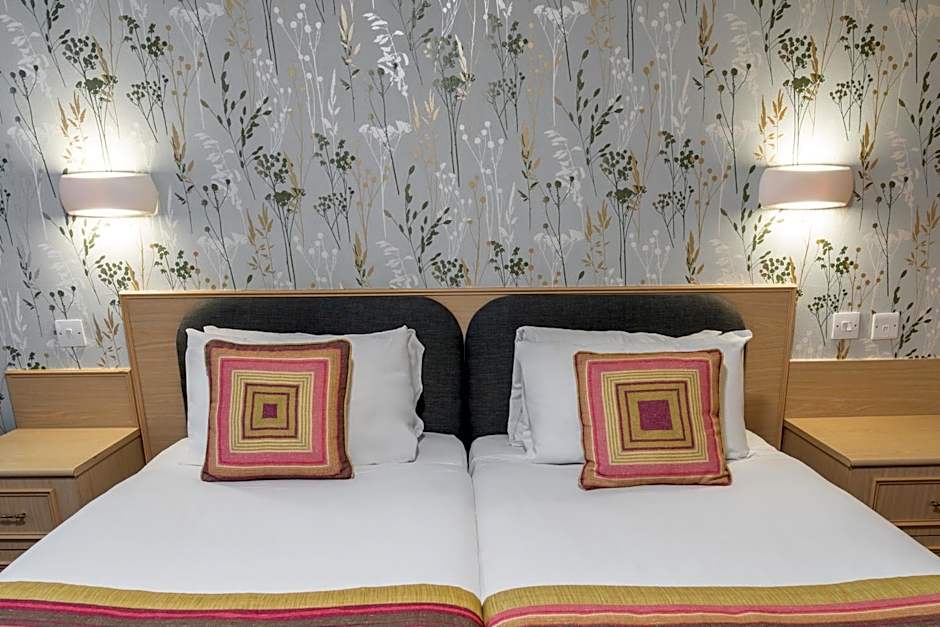 Heathlands Hotel