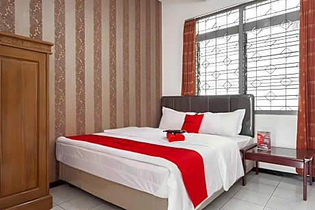 RedDoorz near Universitas Widyagama Malang