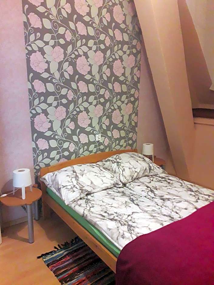 Hostel Universus