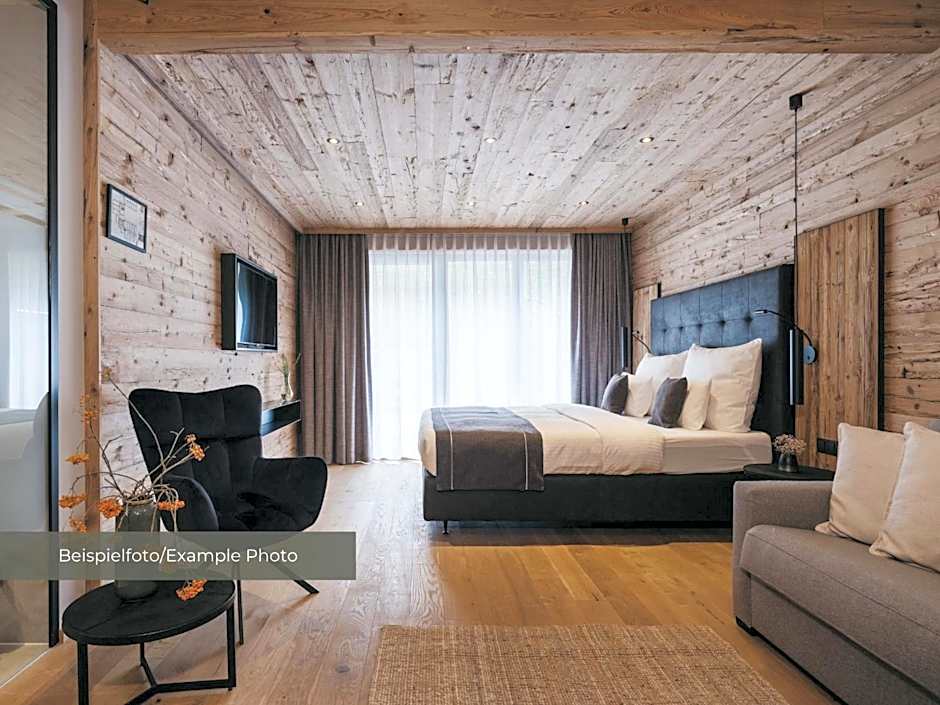 Photo 1 of 3 of Junior Suite