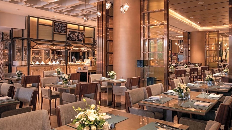 InterContinental Tianjin Yujiapu Hotel and Residences By IHG