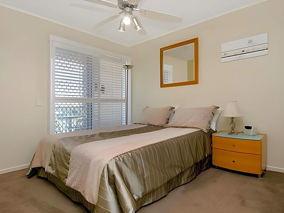 Photo 1 of 3 of 1 Bedroom