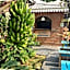 Thanakha Inle Hotel
