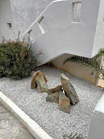 Thalia Bloom Villa Apartments