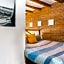 FridaysFlats, Dreamy Duplex - Stylish Beach Loft