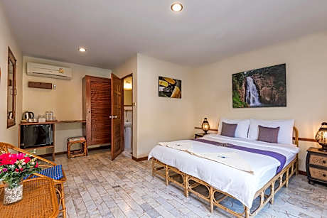 Garden View Bungalow Double Bed