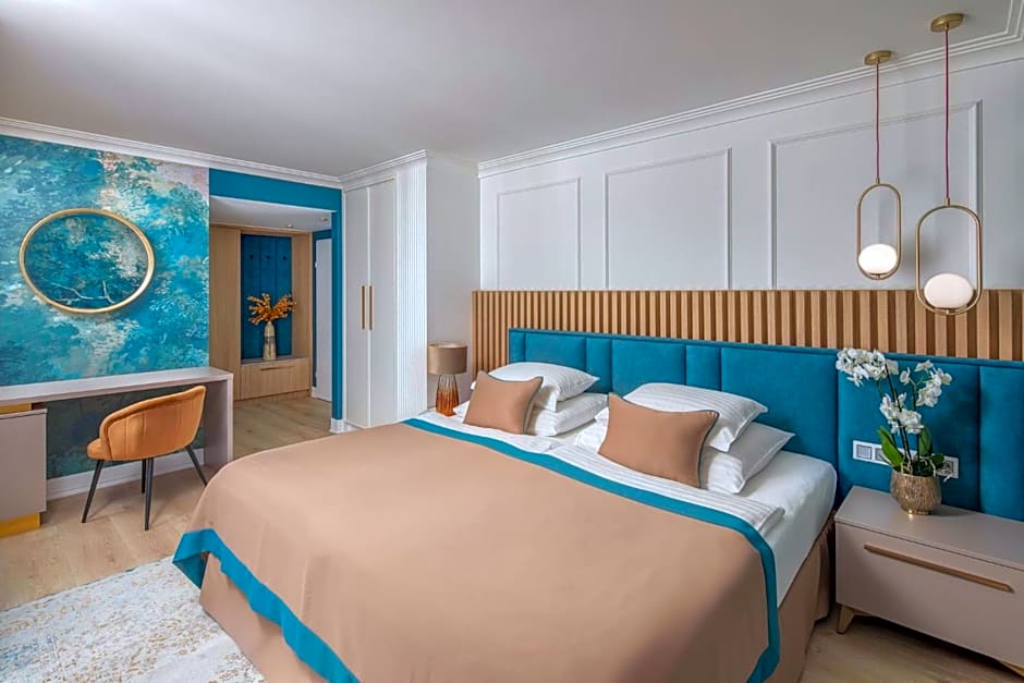 Lotus Therme Hotel & Spa